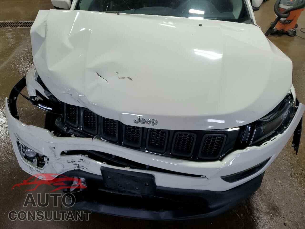 JEEP COMPASS 2017 - 3C4NJDBB1HT681549