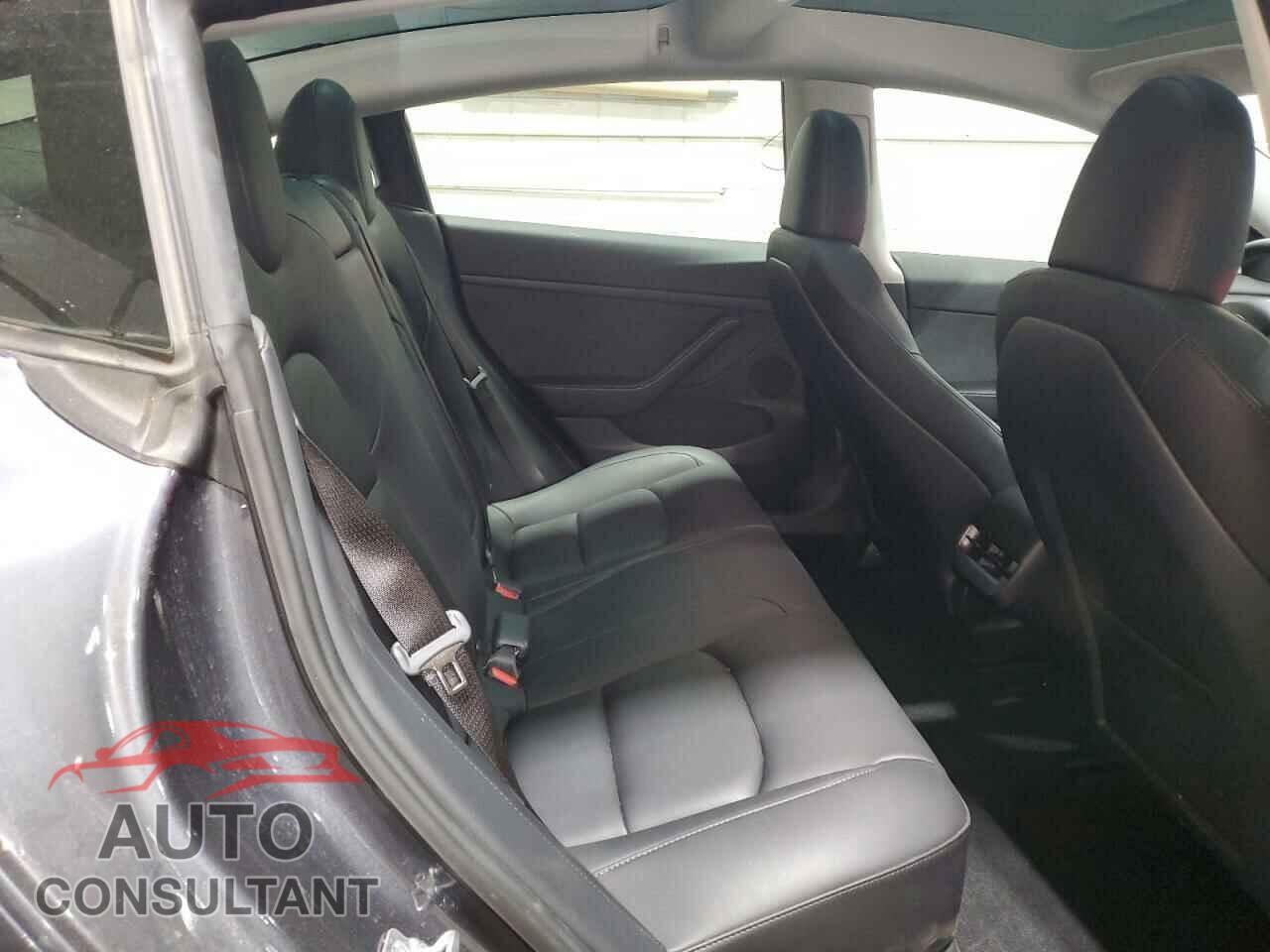 TESLA MODEL 3 2023 - 5YJ3E1EB7PF675967