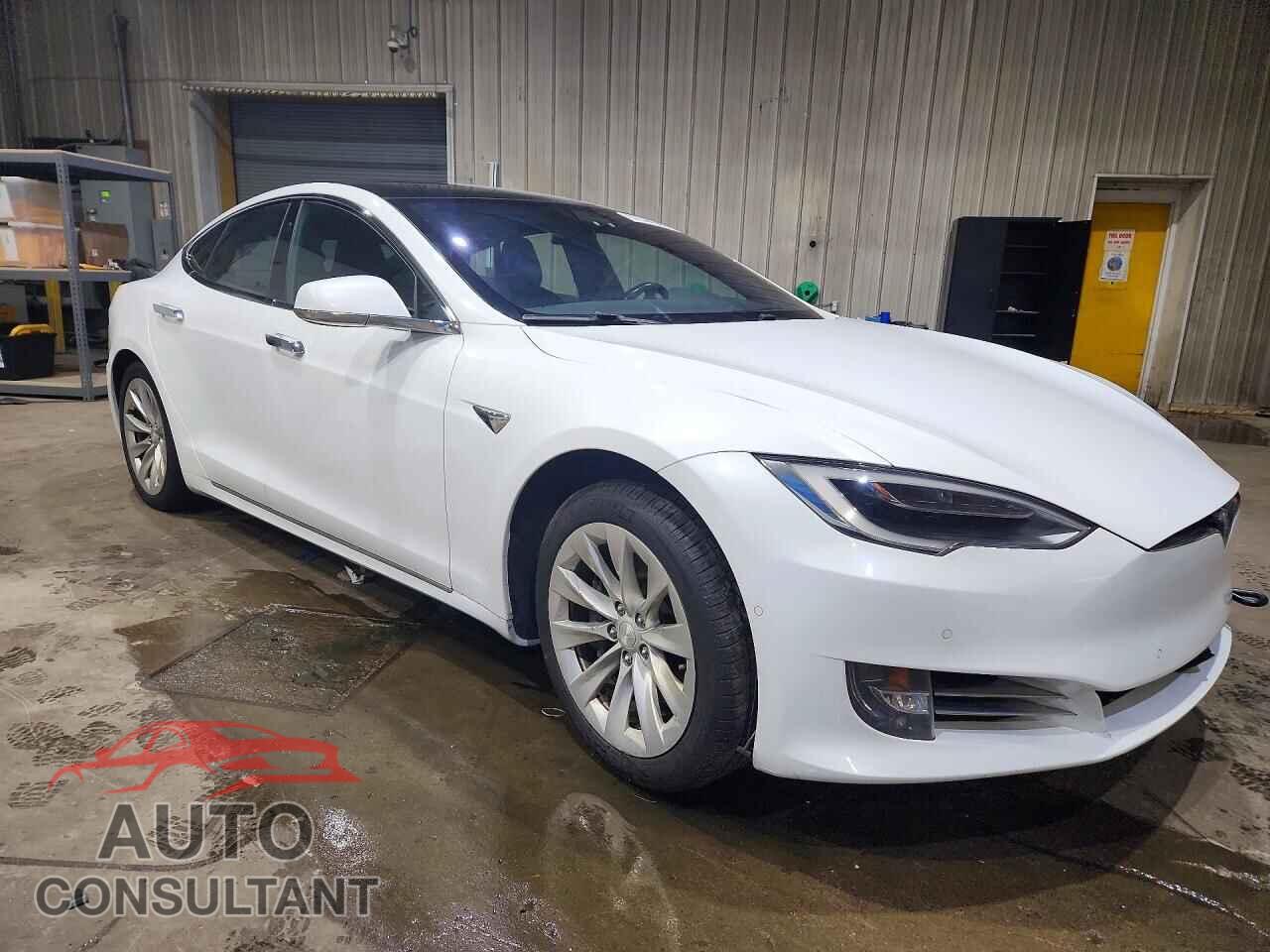 TESLA MODEL S 2017 - 5YJSA1E26HF217023