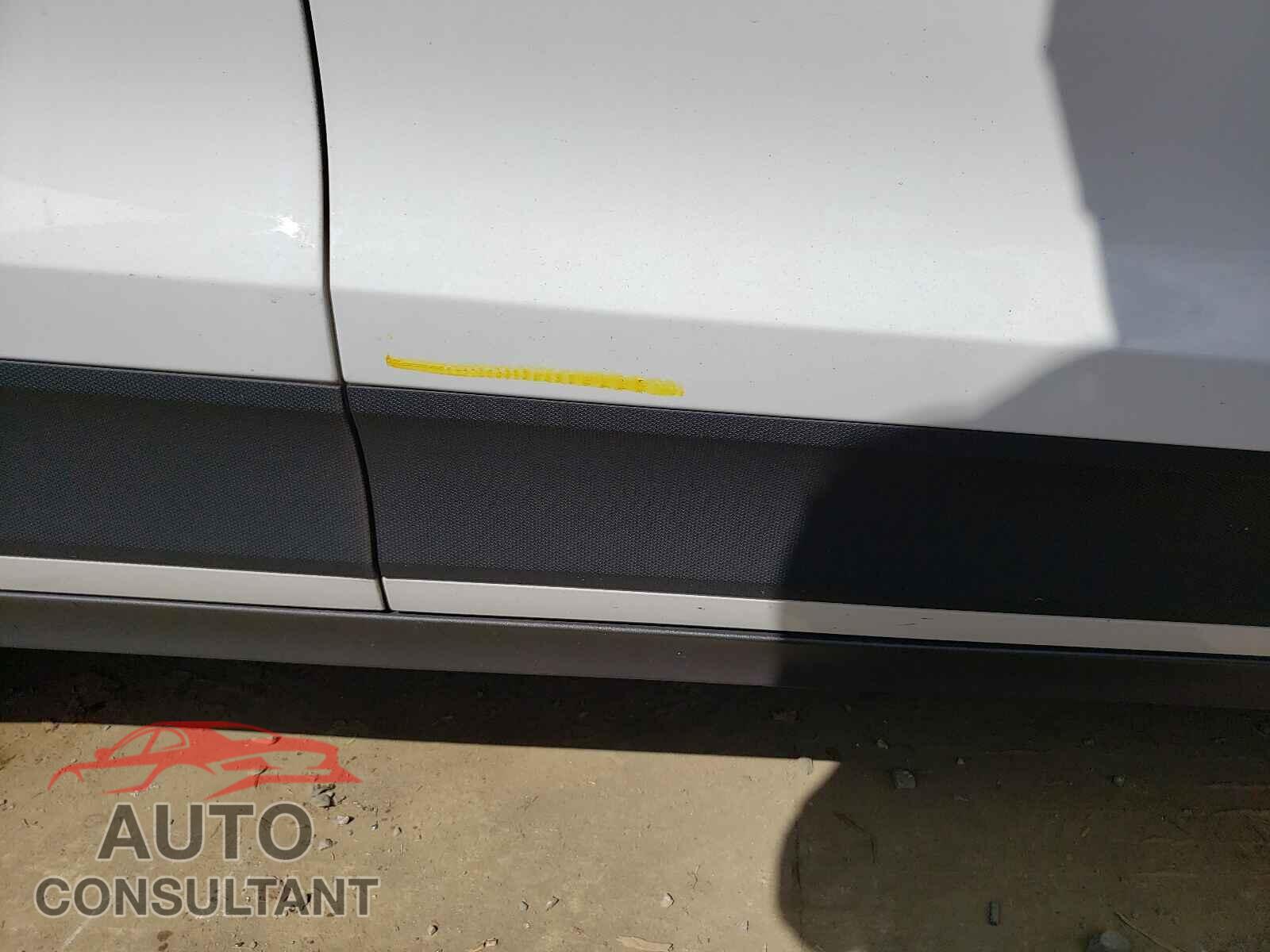 PORSCHE MACAN 2019 - WP1AB2A59KLB31609