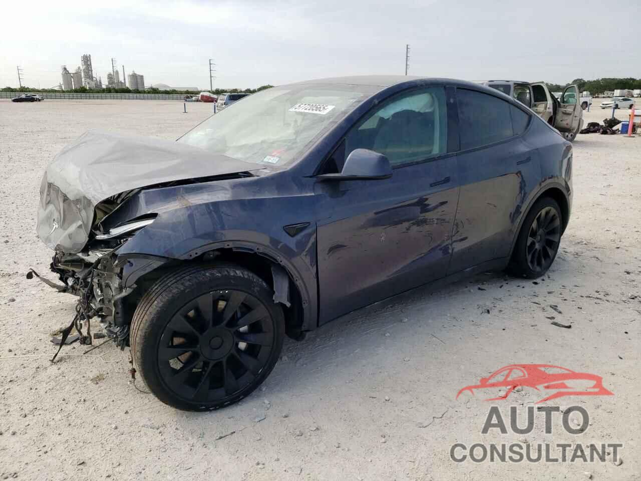 TESLA MODEL Y 2023 - 7SAYGDEE0PA055926