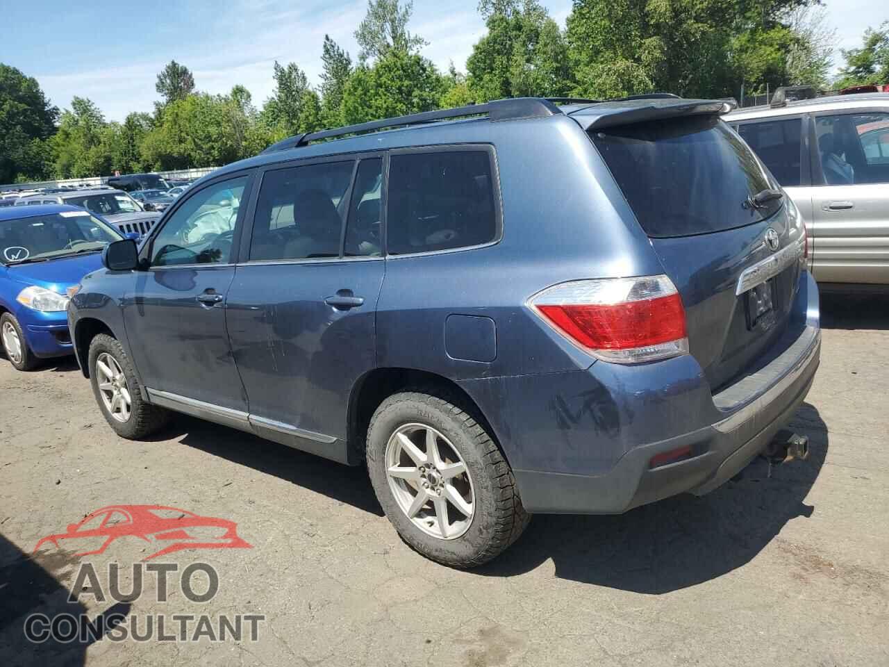 TOYOTA HIGHLANDER 2013 - 5TDBK3EH8DS259454