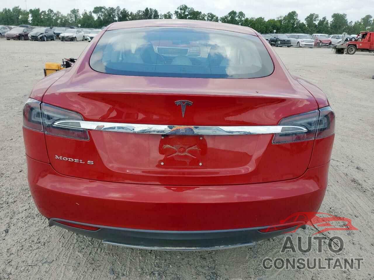 TESLA MODEL S 2013 - 5YJSA1AC7DFP10928