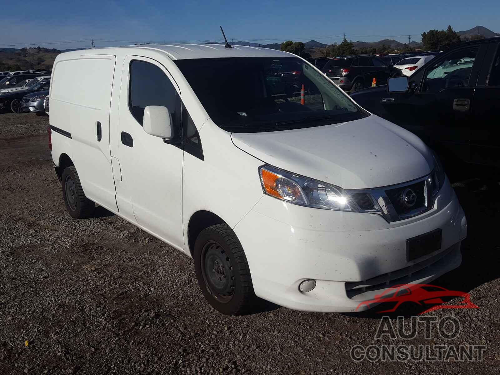 NISSAN NV 2017 - 3N6CM0KN0HK715064