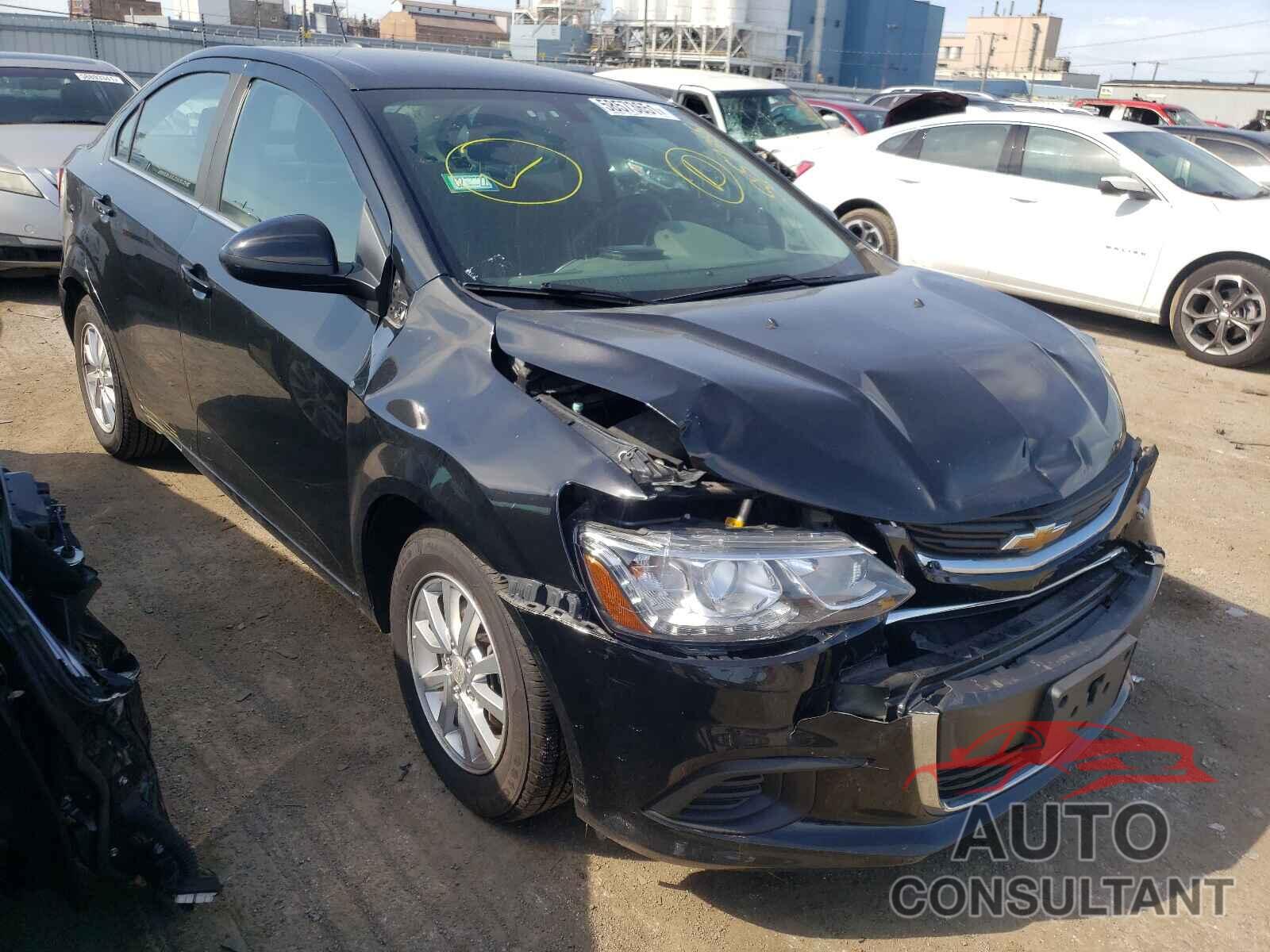 CHEVROLET SONIC 2017 - 1G1JD5SH2H4164212
