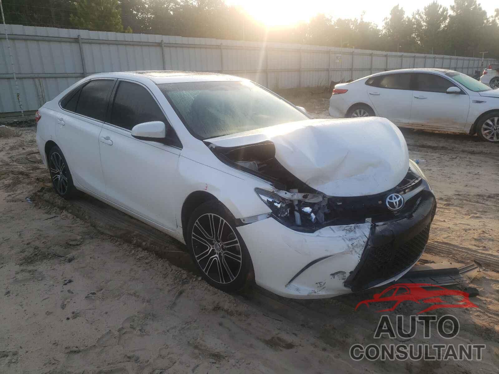 TOYOTA CAMRY 2016 - 4T1BF1FK5GU514057