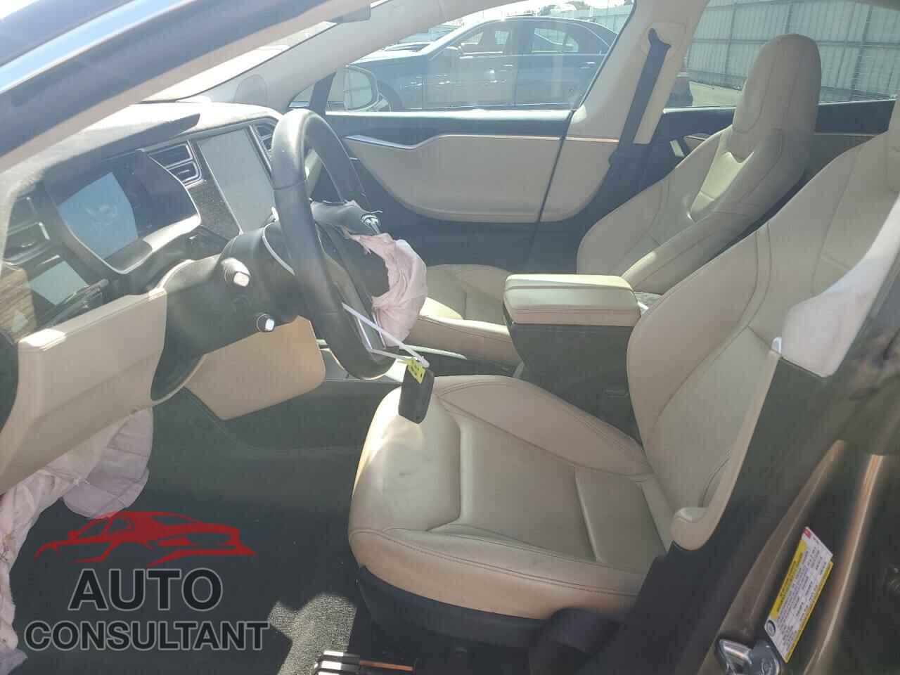 TESLA MODEL S 2015 - 5YJSA1E23FF102165