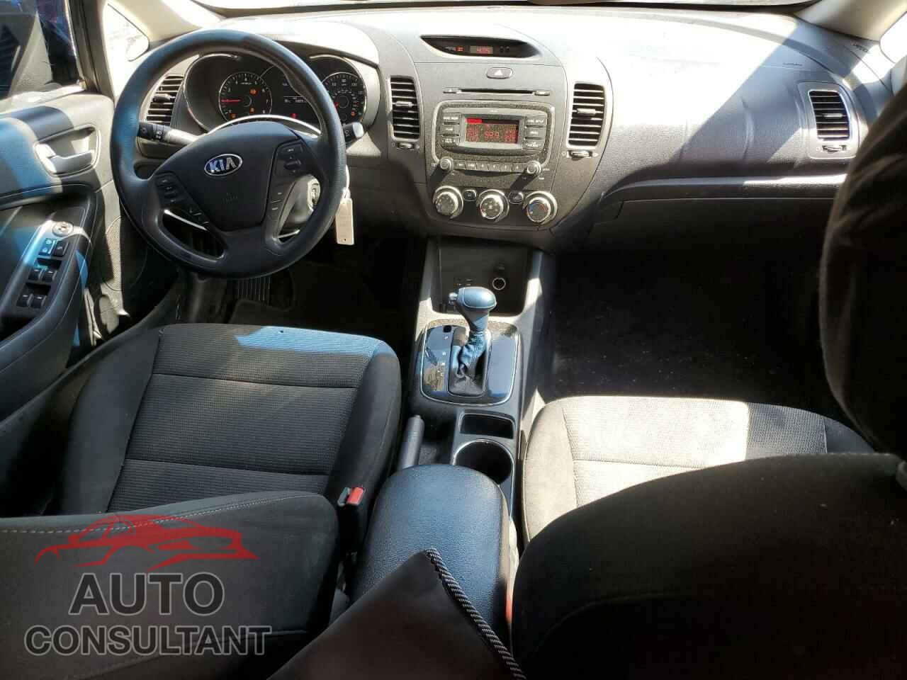 KIA FORTE 2017 - 3KPFK4A73HE149626