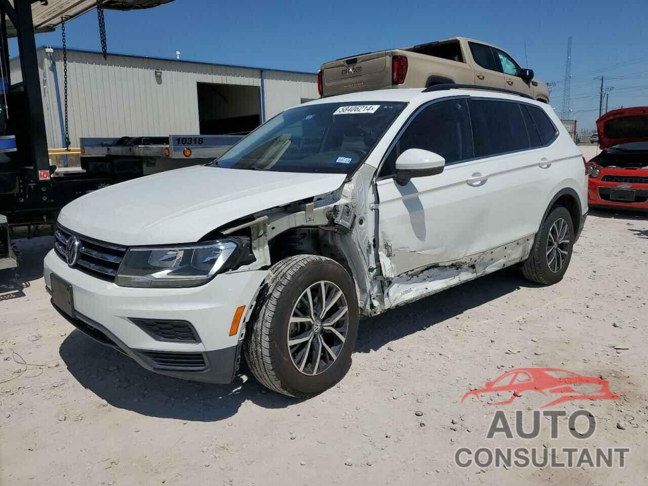 VOLKSWAGEN TIGUAN 2018 - 3VV3B7AX4JM188131