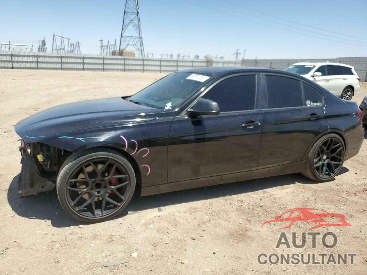 BMW 3 SERIES 2013 - WBA3C1C5XDF443709