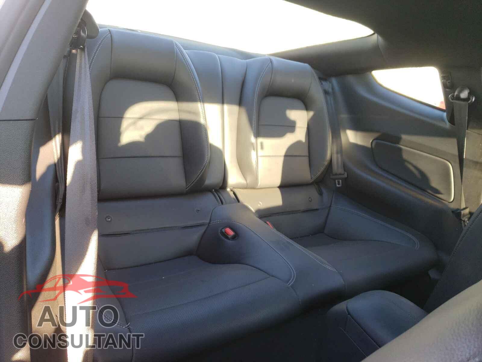 FORD MUSTANG 2021 - 1FA6P8CF1M5124846