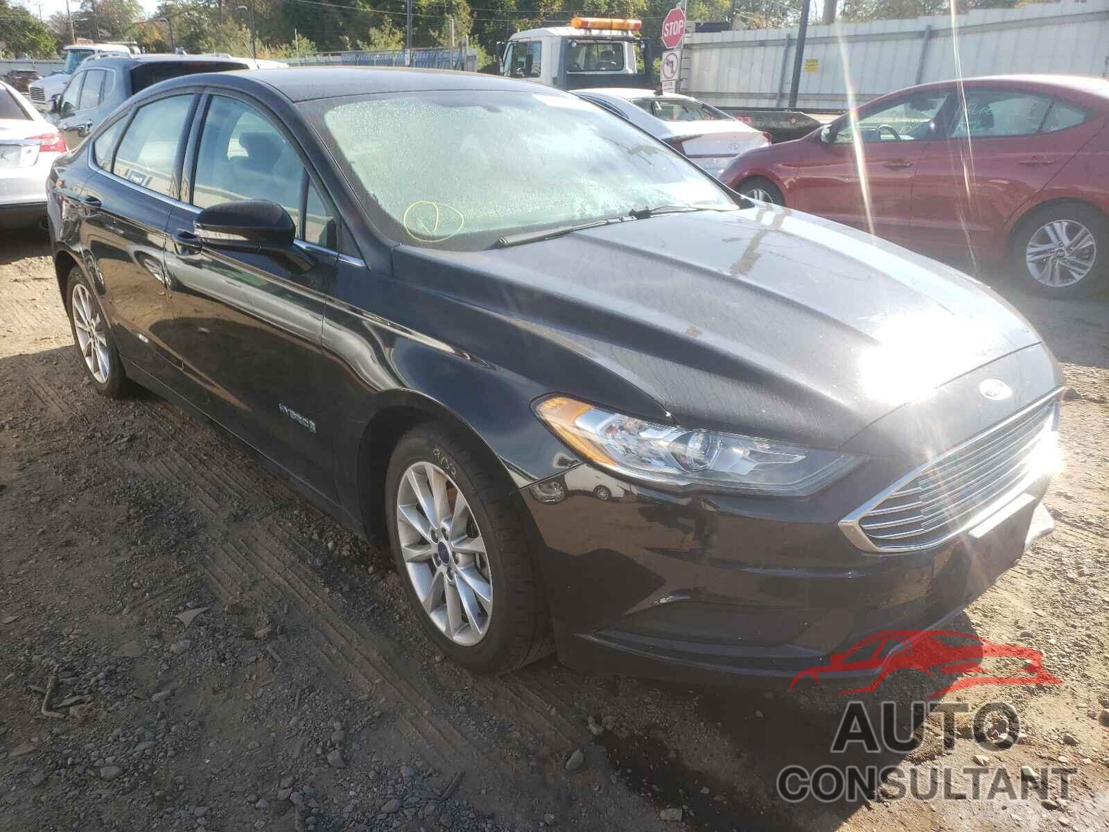 FORD FUSION 2017 - 3FA6P0LUXHR113993