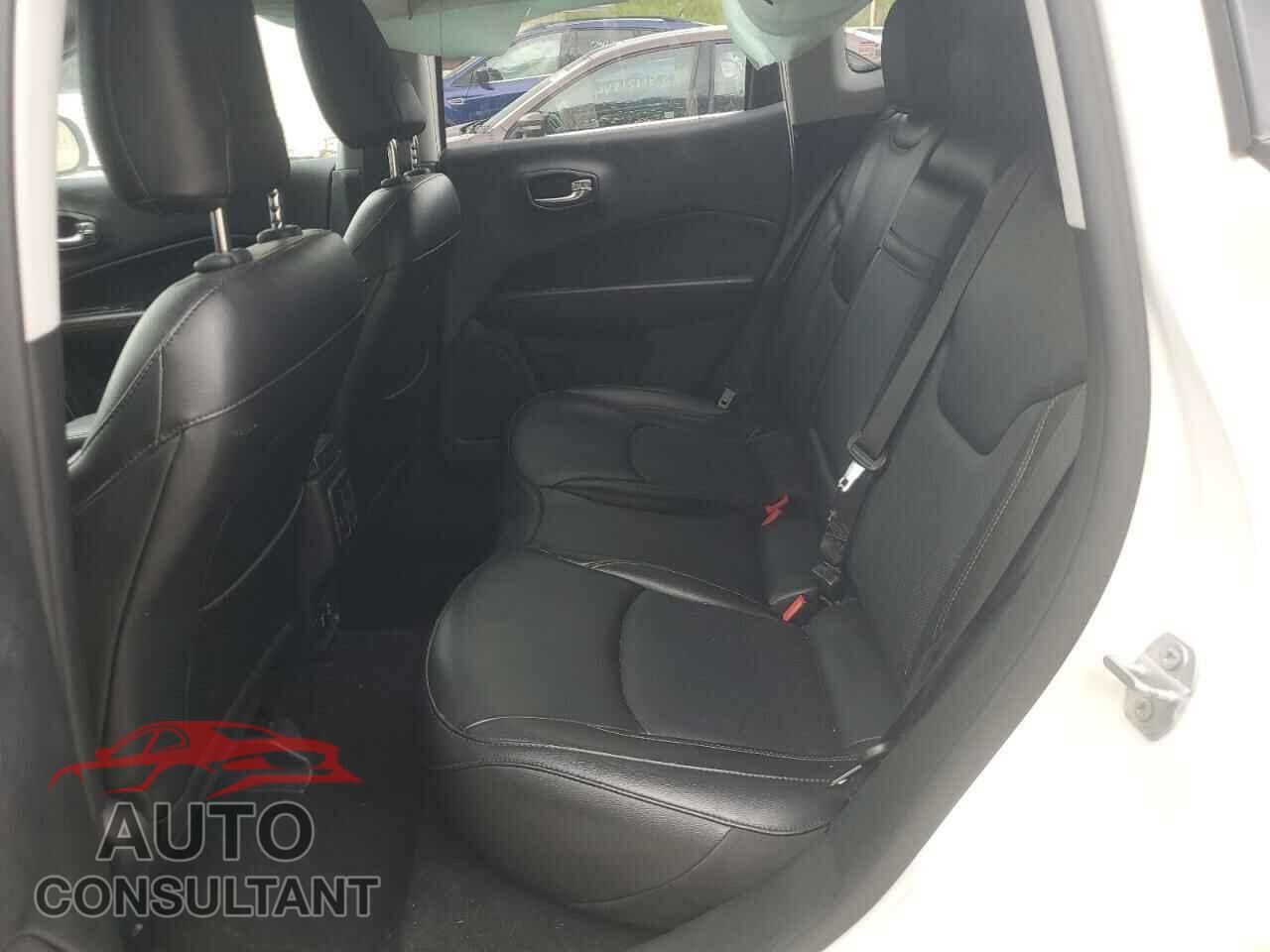 JEEP COMPASS 2020 - 3C4NJDCB2LT104200