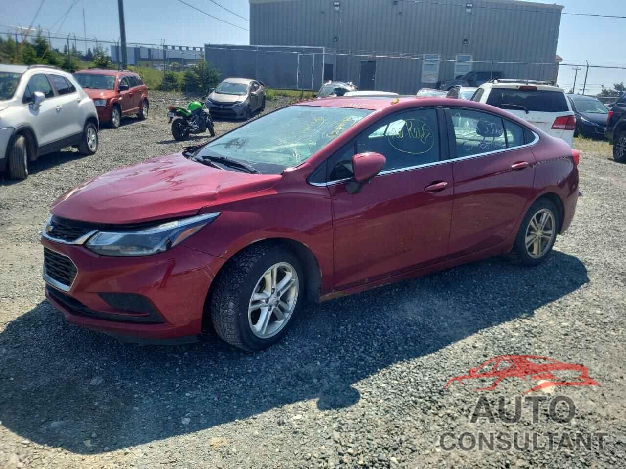 CHEVROLET CRUZE 2018 - 1G1BE5SM5J7171271
