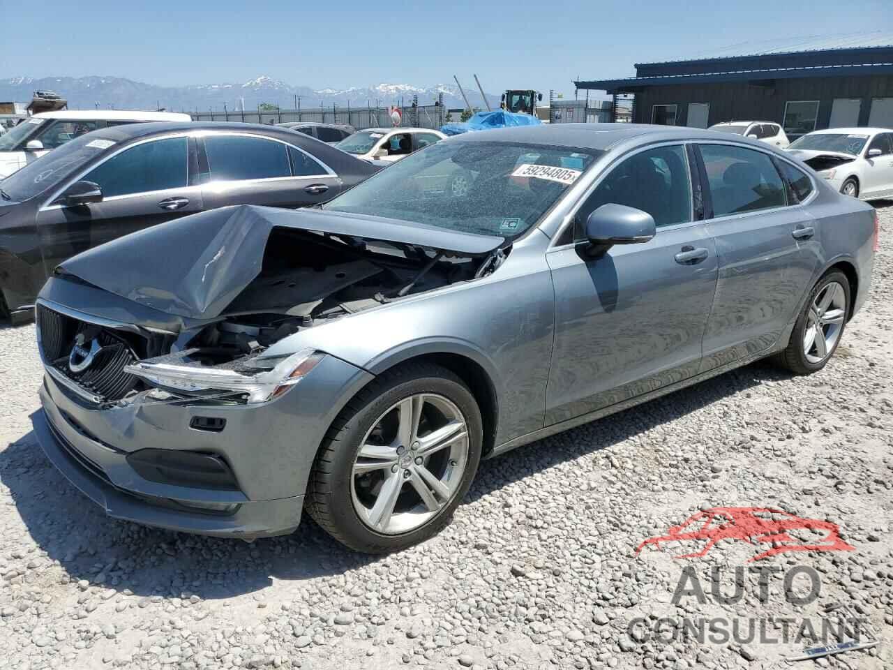 VOLVO S90 2018 - LVY102MK2JP051772