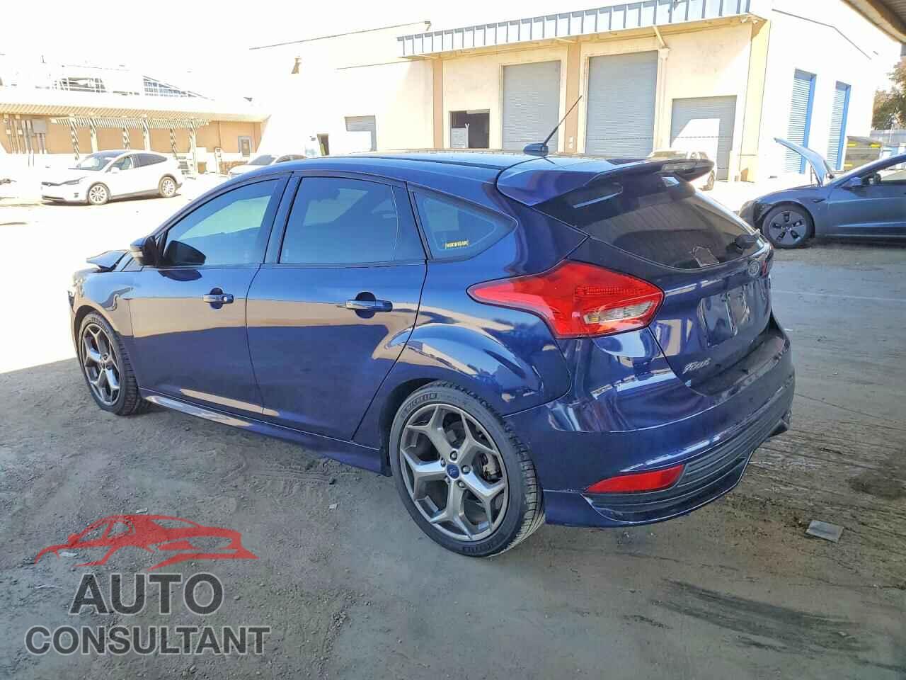 FORD FOCUS 2016 - 1FADP3L93GL362976