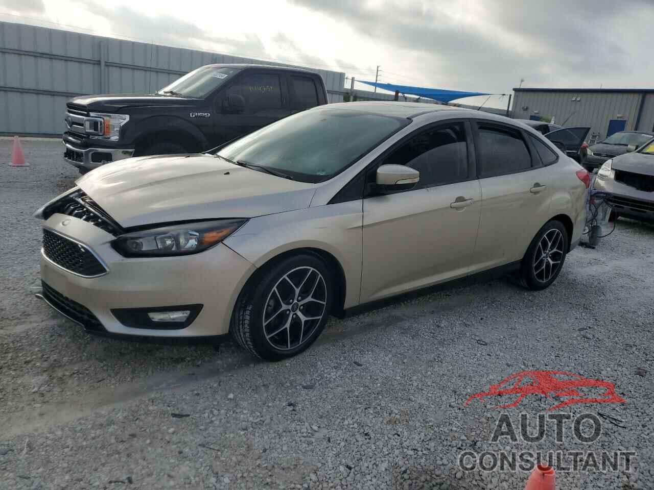 FORD FOCUS 2017 - 1FADP3H22HL260128