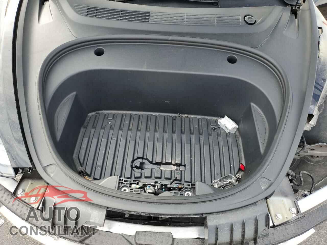 TESLA MODEL 3 2023 - 5YJ3E1EA7PF502831