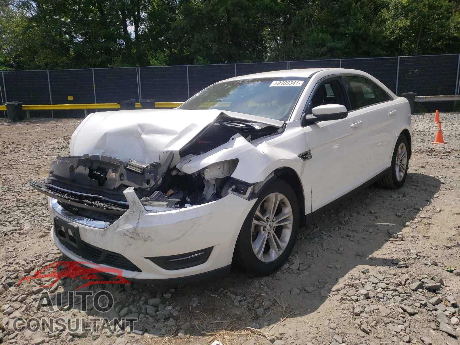 FORD TAURUS 2016 - 1FAHP2E85GG142831