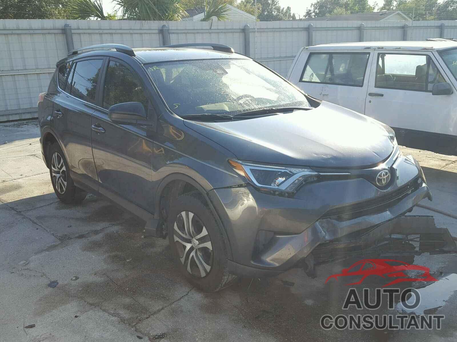 TOYOTA RAV4 LE 2017 - JTMZFREV6HJ710296