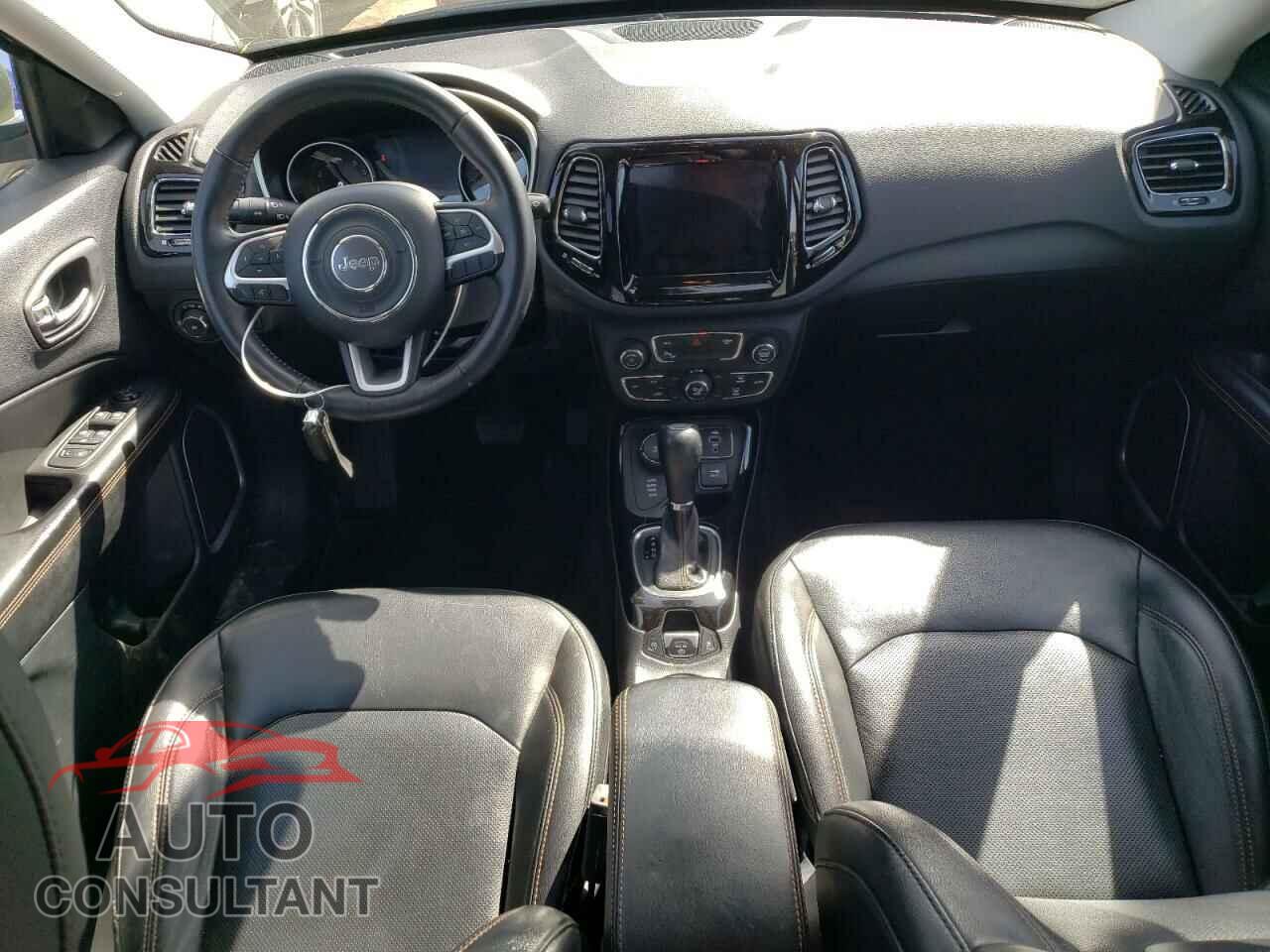 JEEP COMPASS 2018 - 3C4NJDCB2JT315720