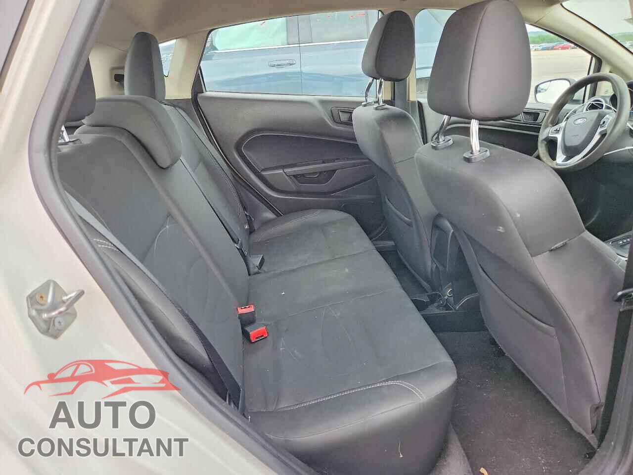 FORD FIESTA 2017 - 3FADP4EJ8HM157635