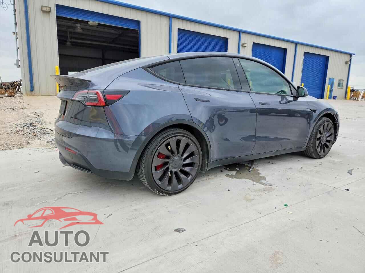 TESLA MODEL Y 2023 - 7SAYGDEF6PF620921
