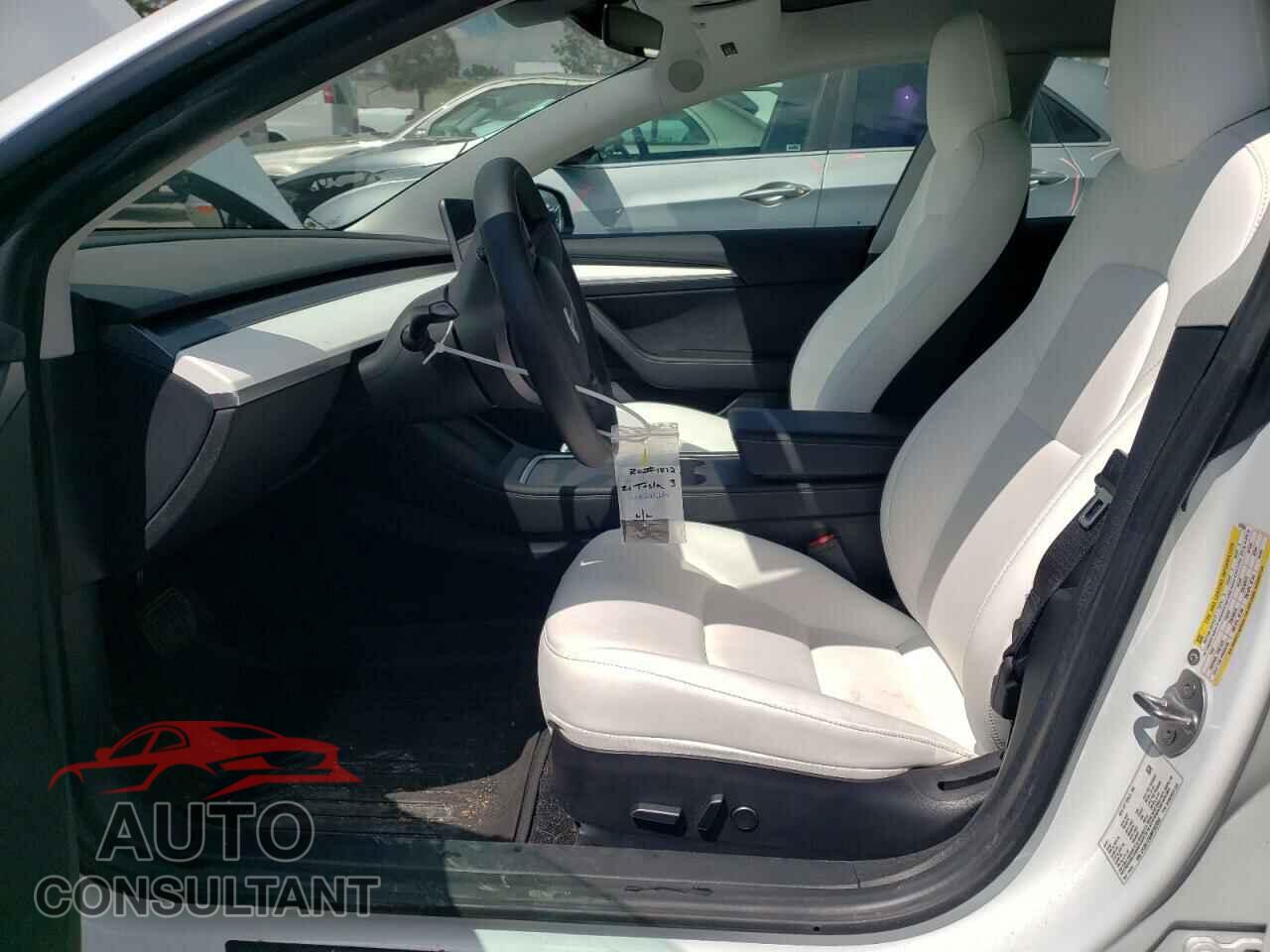 TESLA MODEL 3 2021 - 5YJ3E1EB3MF052065