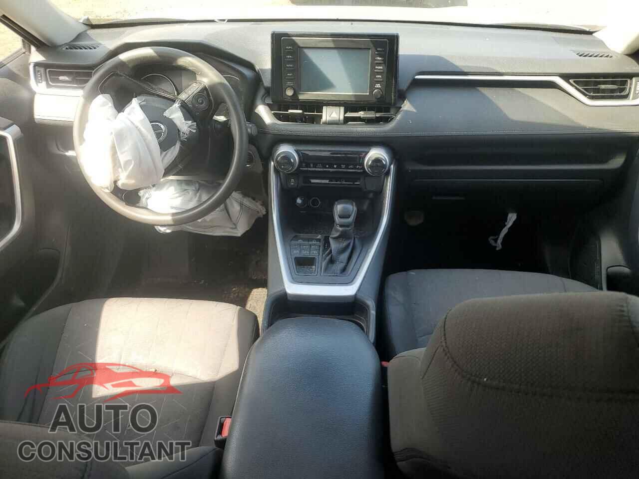 TOYOTA RAV4 2019 - JTMP1RFV9KD045193