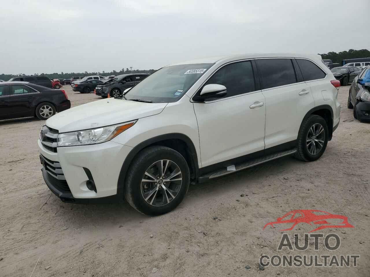 TOYOTA HIGHLANDER 2019 - 5TDZARFH2KS052171