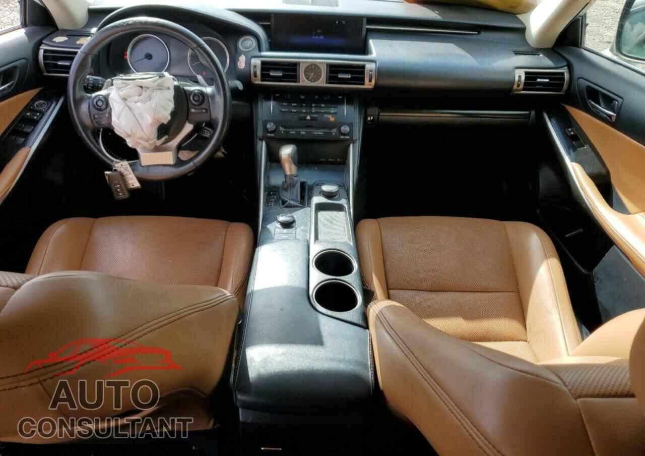 LEXUS IS 2014 - JTHBF1D20E5032464