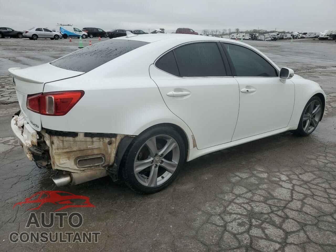 LEXUS IS 2011 - JTHBF5C24B5145922