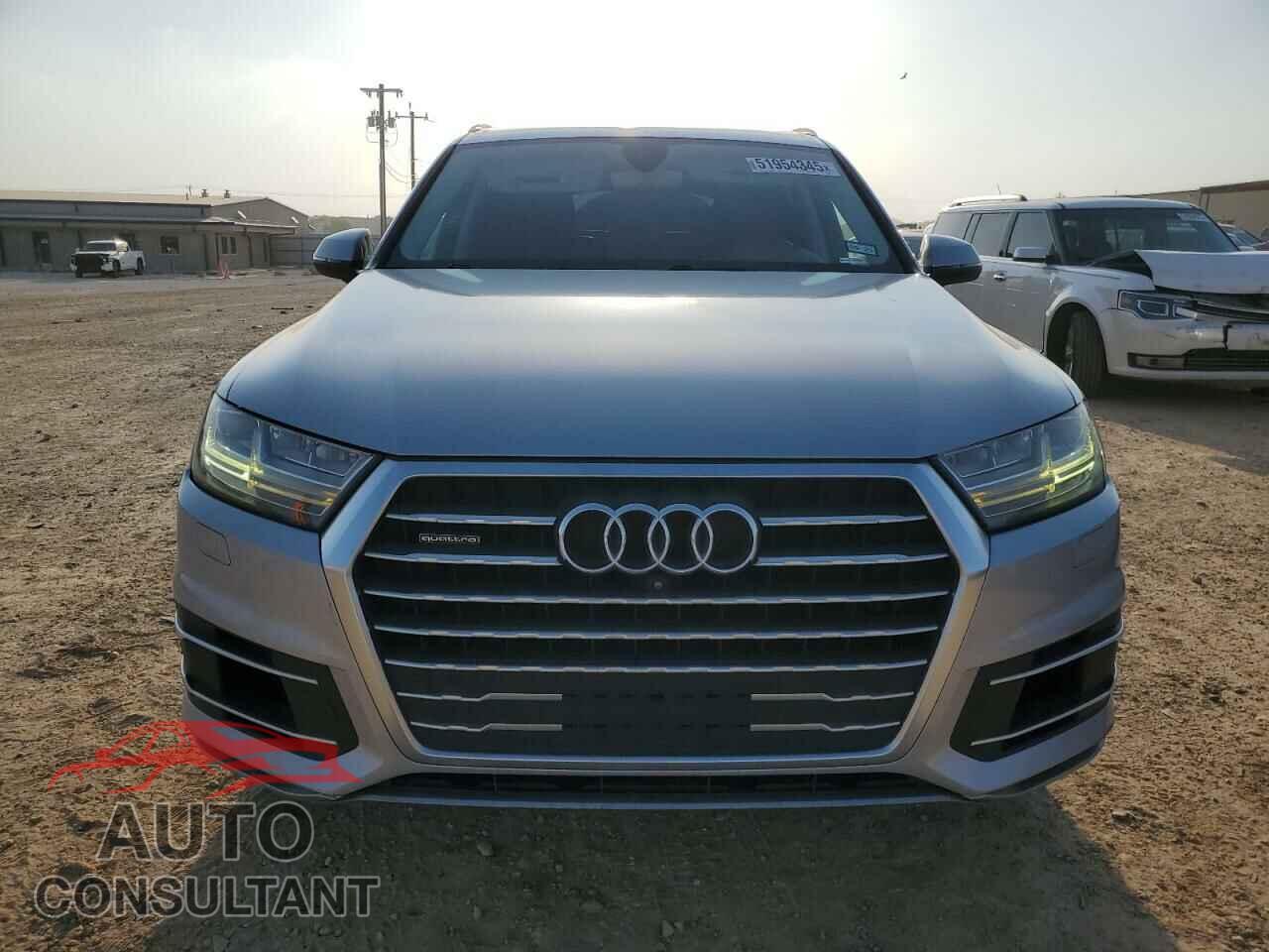 AUDI Q7 2017 - WA1LAAF70HD002088