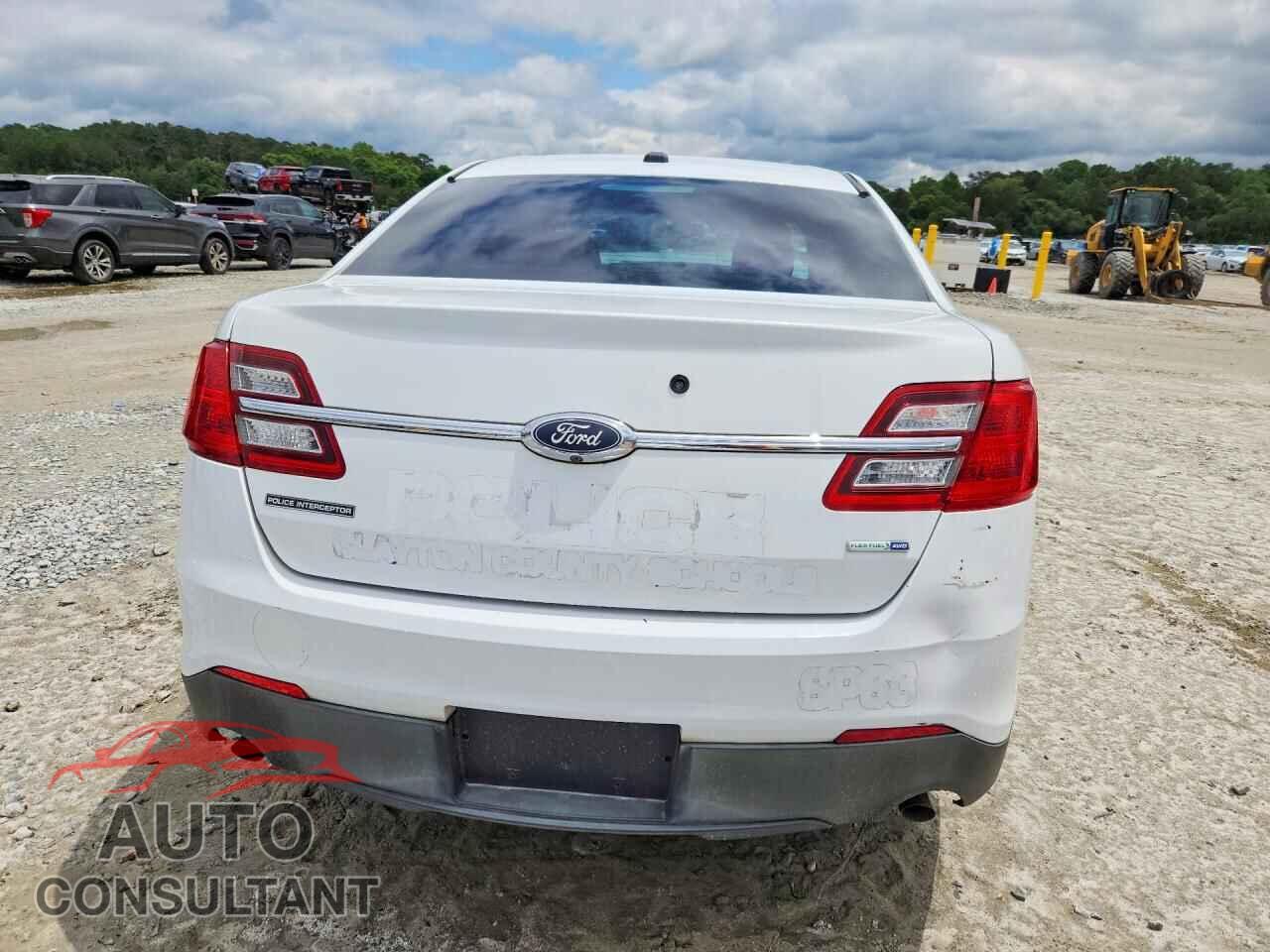 FORD TAURUS 2017 - 1FAHP2MK1HG119044