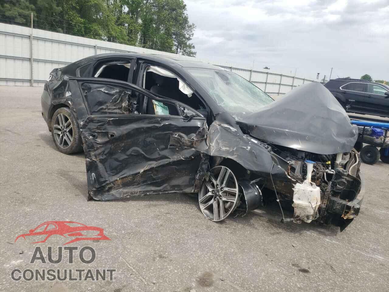 KIA FORTE 2019 - 3KPF34AD2KE035952