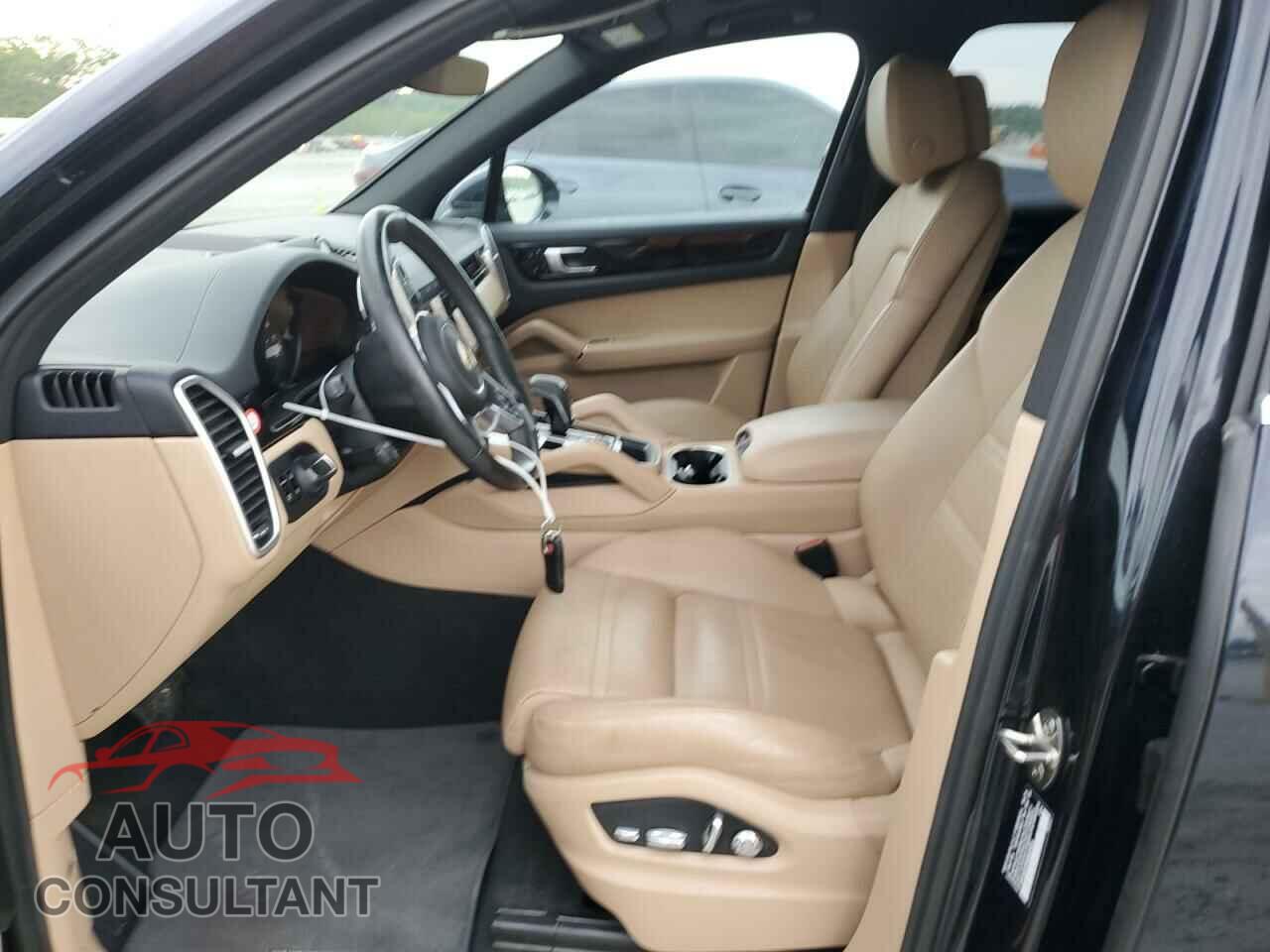 PORSCHE CAYENNE 2019 - WP1AA2AY5KDA03424