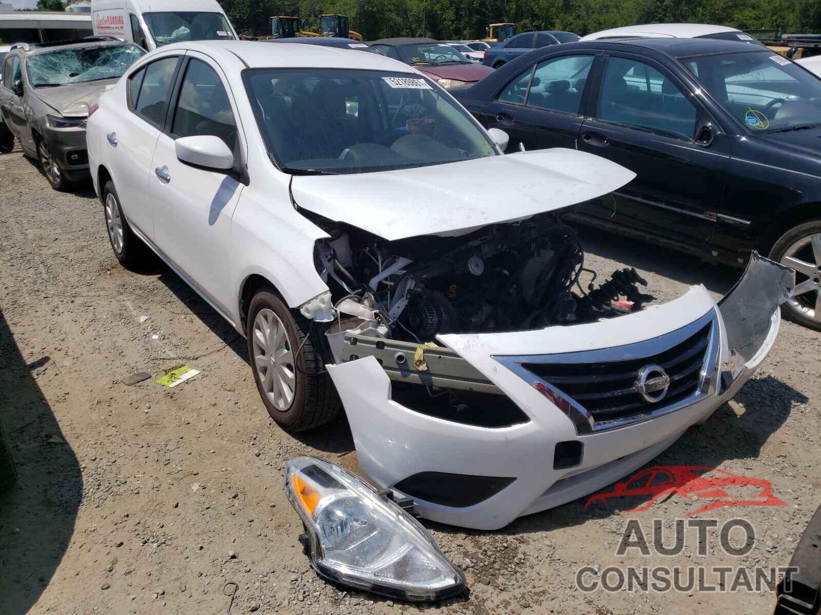 NISSAN VERSA 2017 - 3N1CN7AP3HL848880