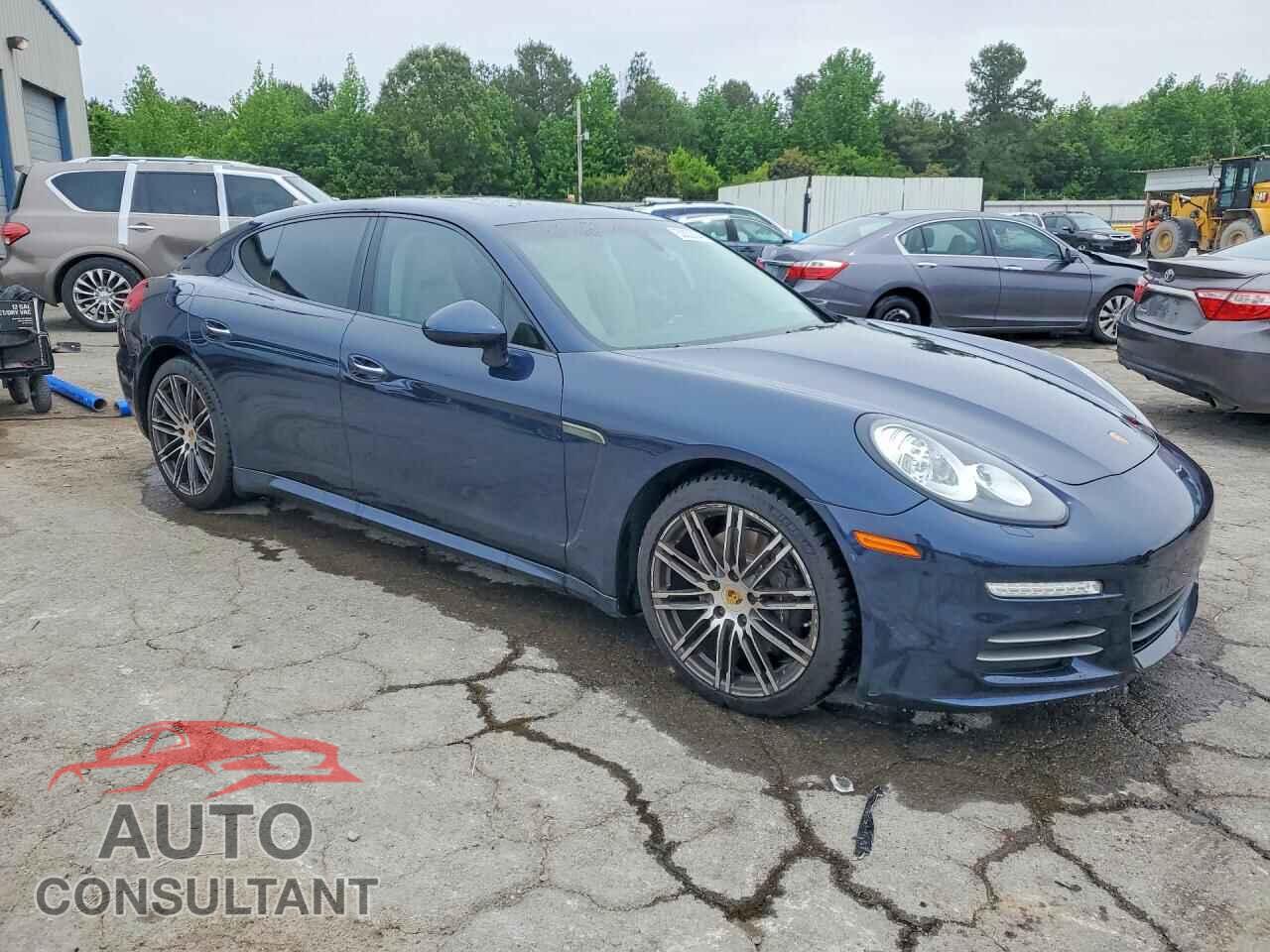 PORSCHE PANAMERA 2015 - WP0AA2A72FL006737