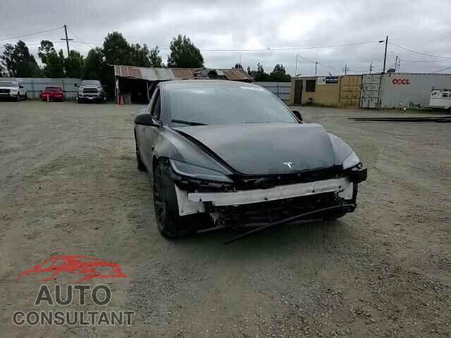 TESLA MODEL 3 2024 - 5YJ3E1EA8RF828432