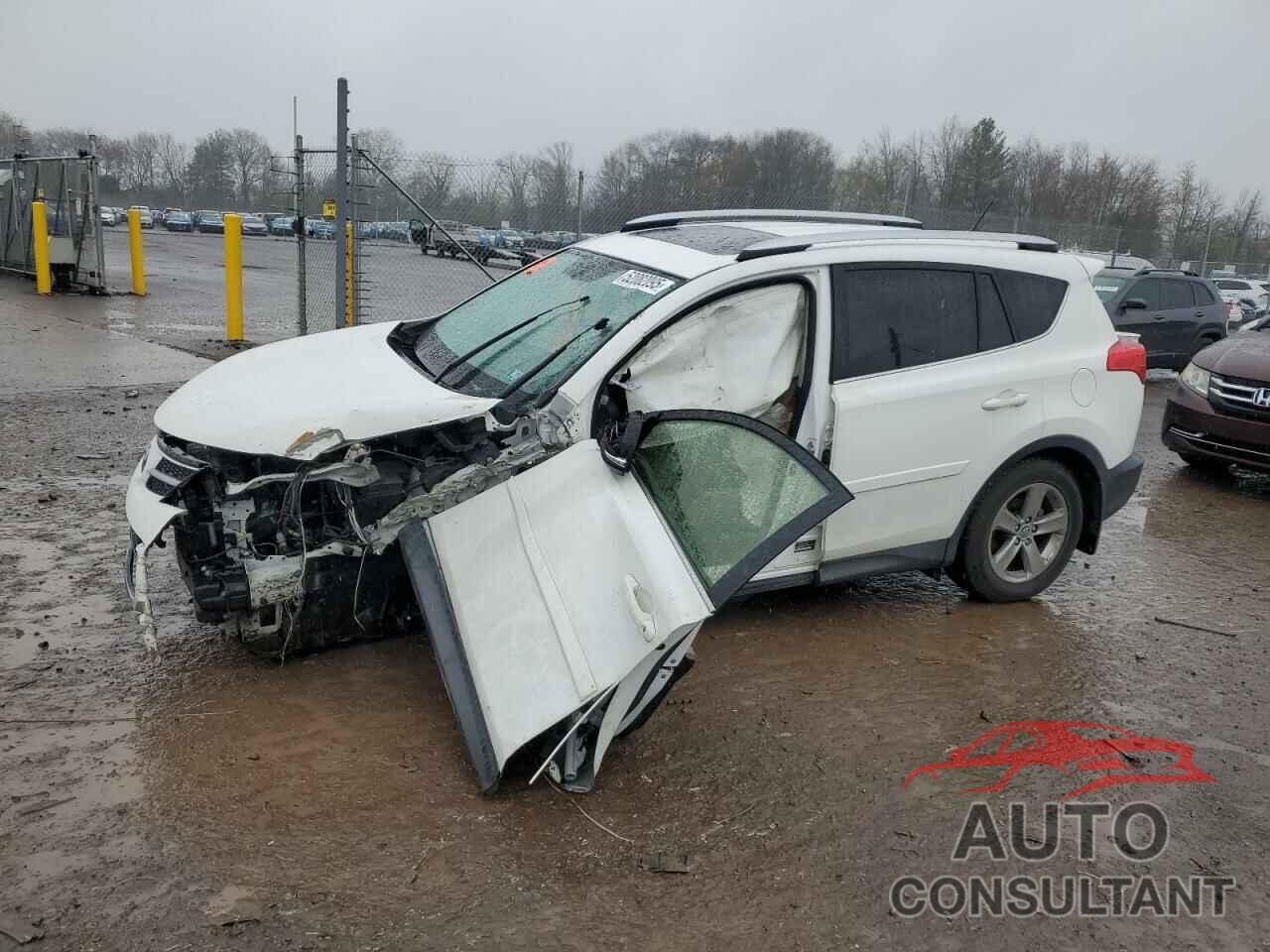 TOYOTA RAV4 2015 - JTMRFREV6FD152462