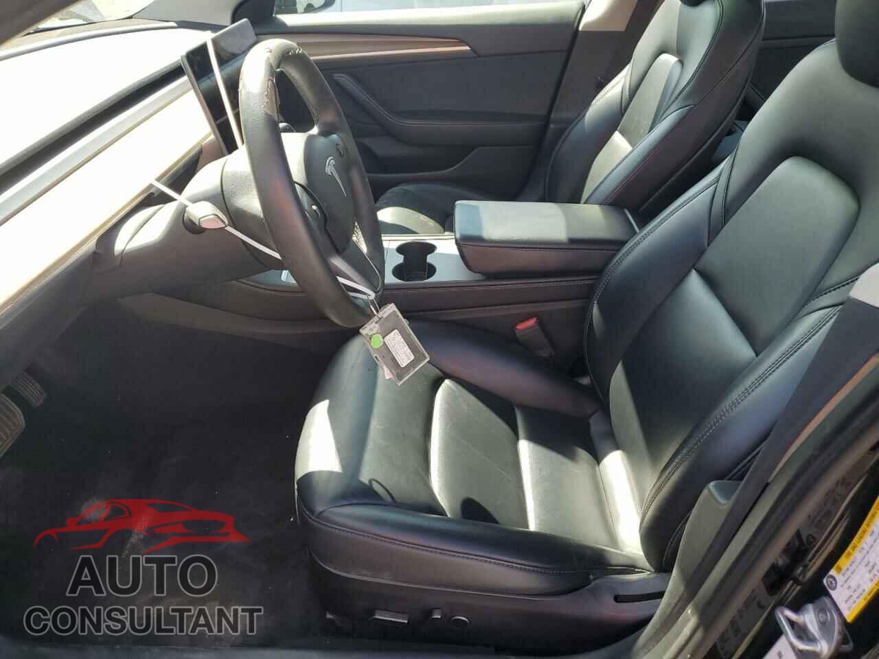 TESLA MODEL 3 2022 - 5YJ3E1EA8NF372393