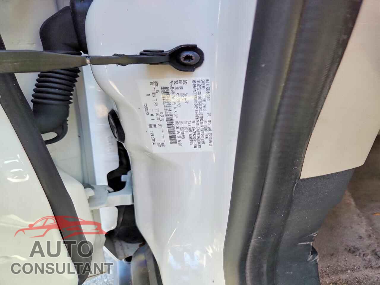 FORD CMAX 2015 - 1FADP5CU8FL113152