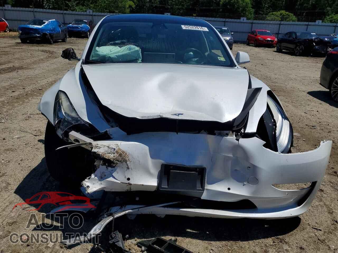 TESLA MODEL 3 2020 - 5YJ3E1EAXLF659635