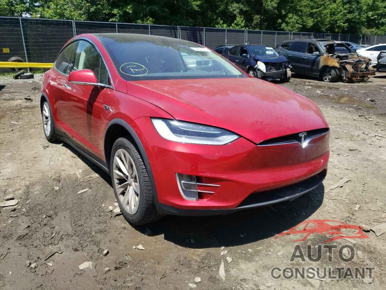 TESLA MODEL X 2016 - 5YJXCAE44GF000697