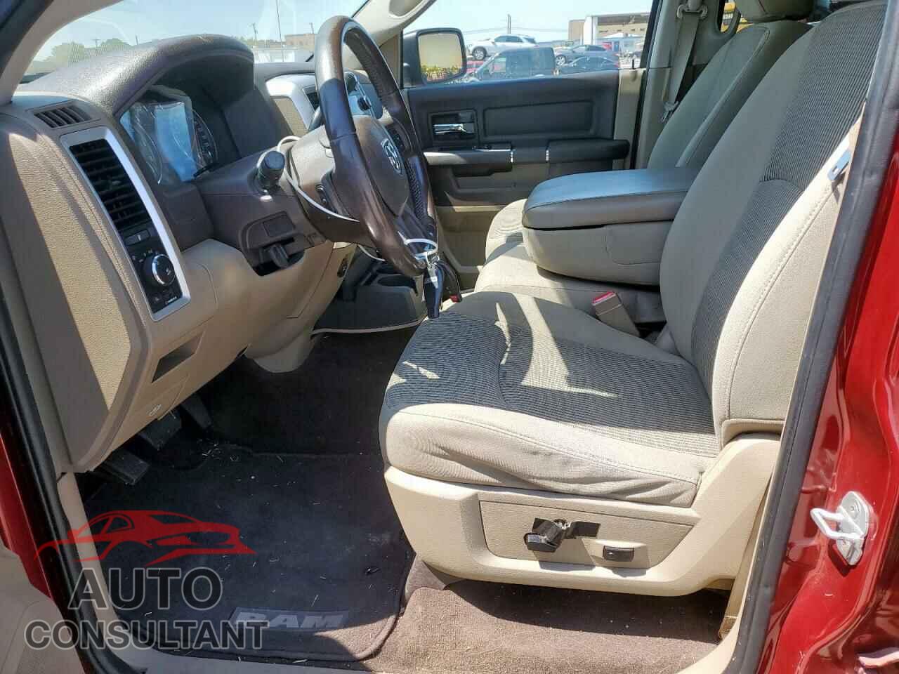 DODGE RAM 1500 2012 - 1C6RD6LT5CS158760