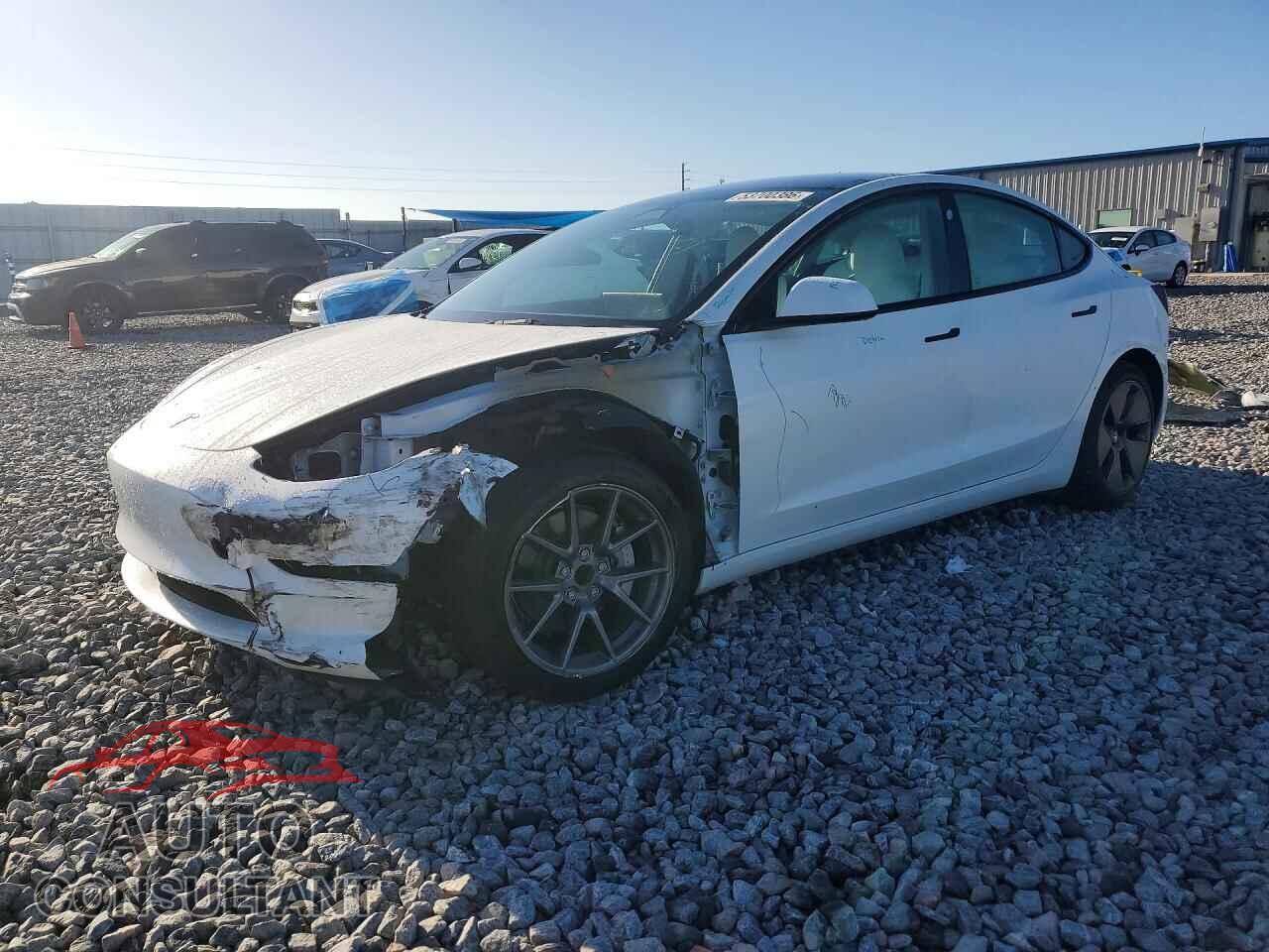 TESLA MODEL 3 2023 - 5YJ3E1EA1PF574432