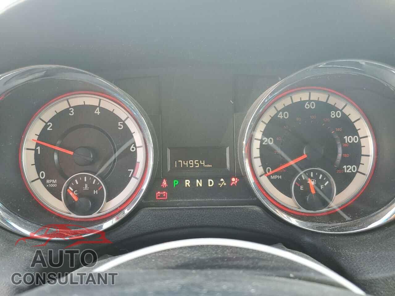 DODGE CARAVAN 2015 - 2C4RDGBG9FR705103