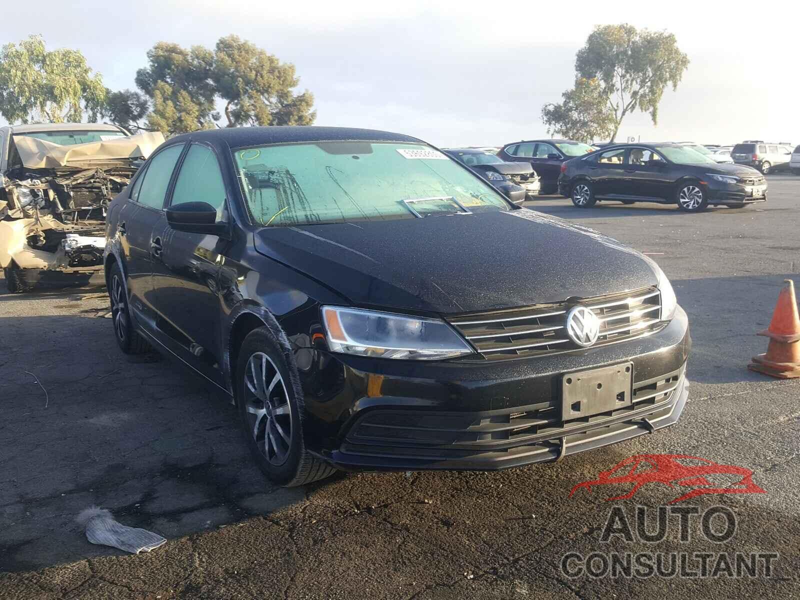 VOLKSWAGEN JETTA 2016 - 3VWD67AJ6GM261931