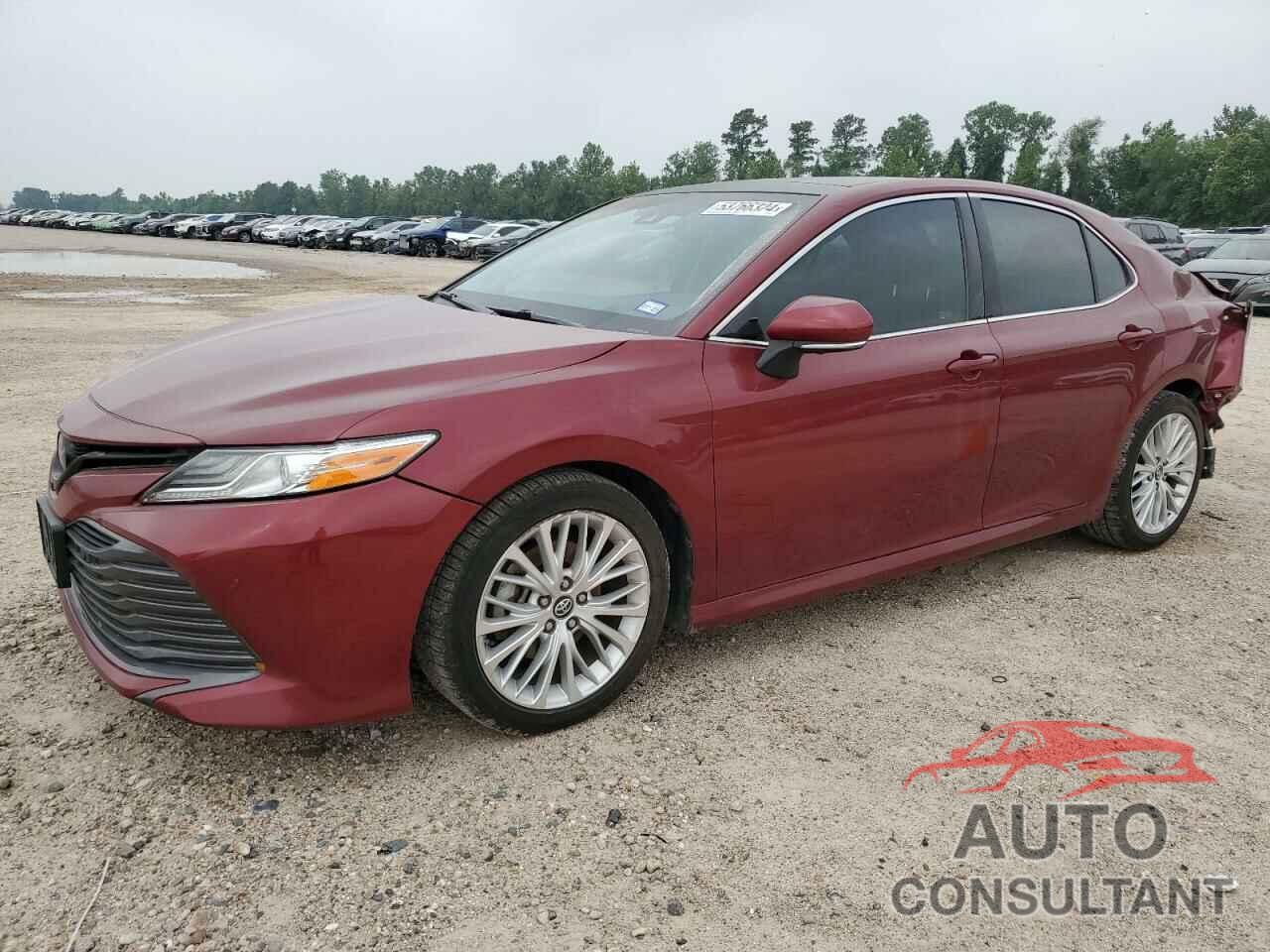 TOYOTA CAMRY 2018 - 4T1B11HKXJU552595
