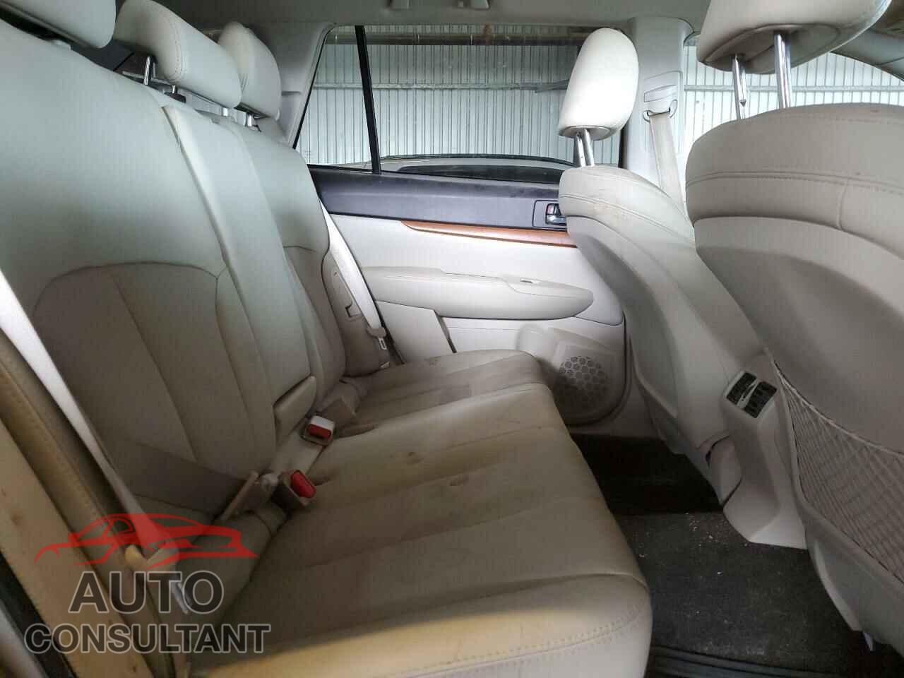 SUBARU OUTBACK 2014 - 4S4BRBLC6E3259450